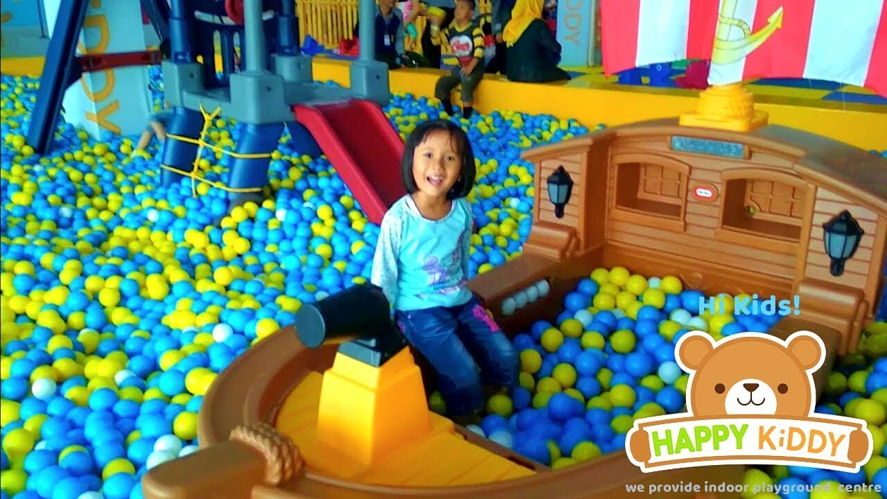 Bermain Di Playground indoor Mall - Happy KiDDY