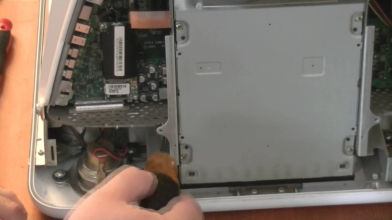 HOWTO: Replacing HDD and Cleaning an eMac G4