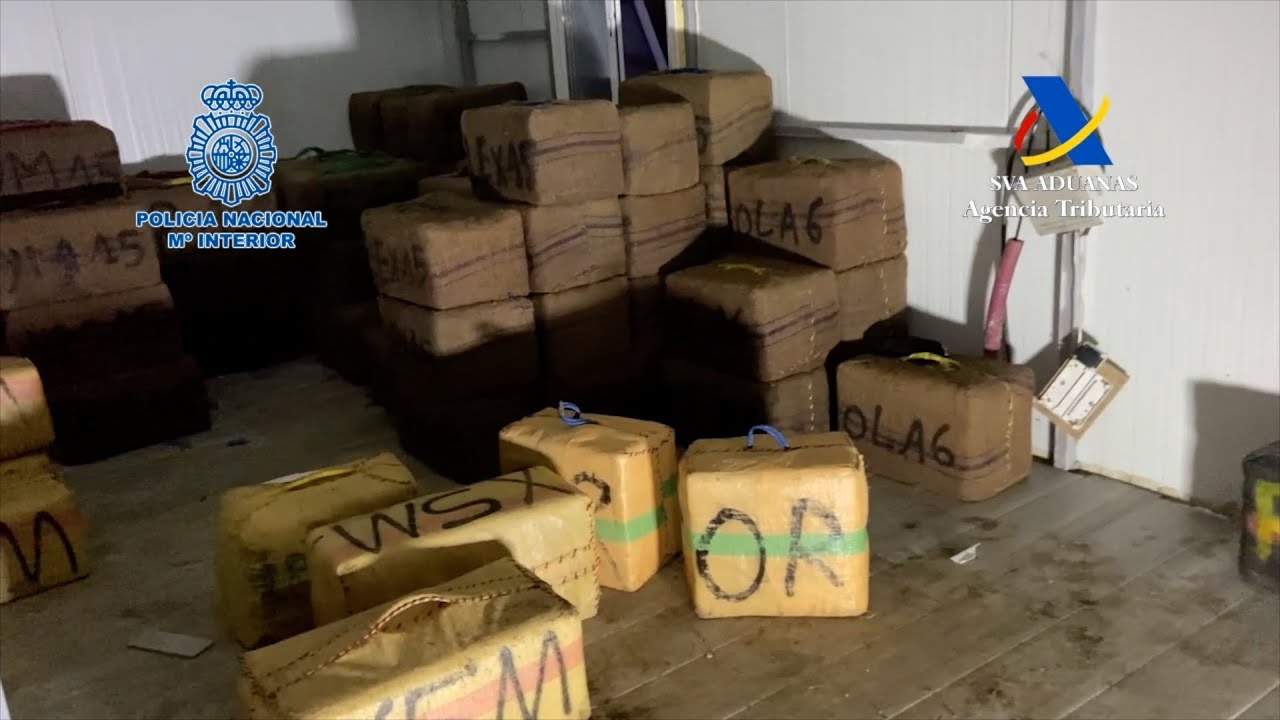 Desmantelan una ‘guardería' de hachís en Rota: 4.000 kilos de droga y 9 detenidos