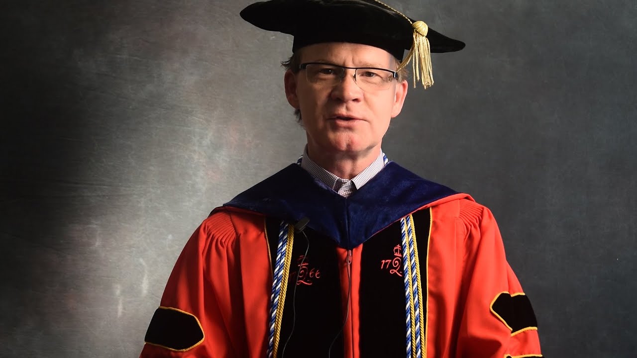Commencement Regalia at UNG