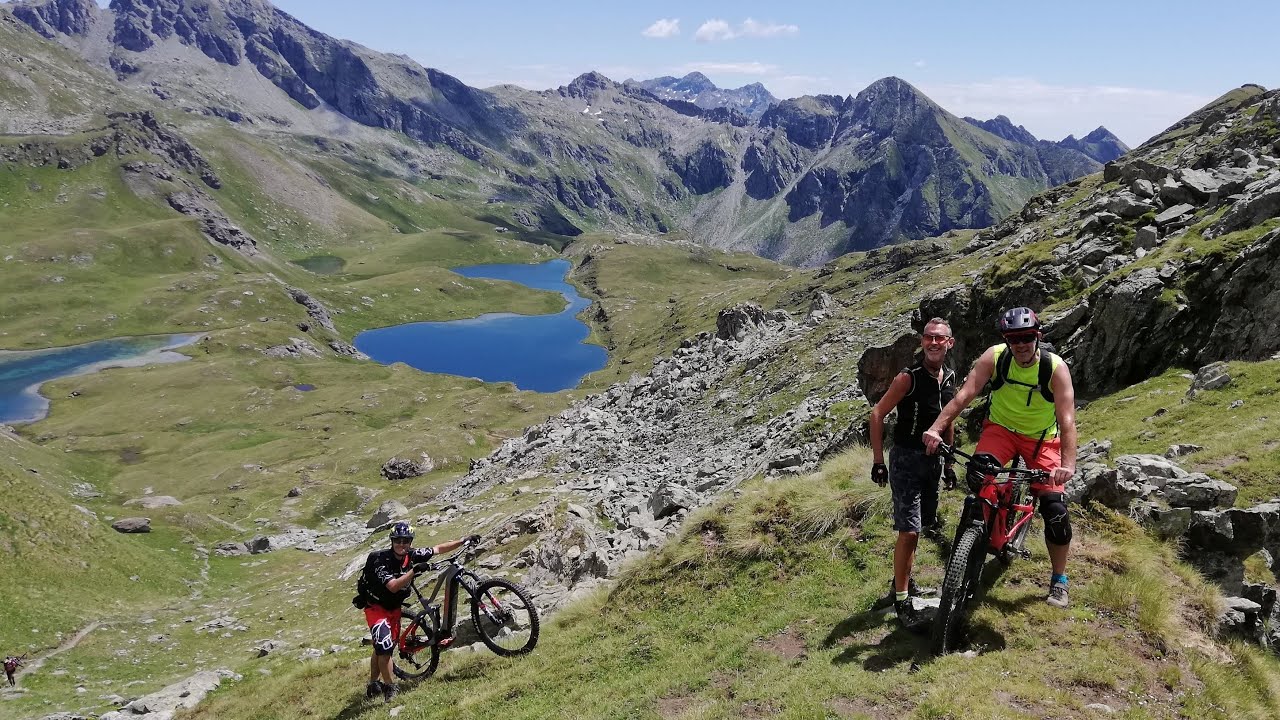 Valle d'Aosta: Laghi Palasina, Colle Bringuez (Cicloalpinismo E-bike)