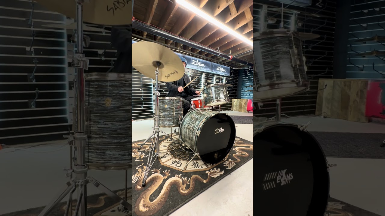 VINTAGE: 1966 Ludwig Club Date Blue Oyster Pearl Drum Set 😎