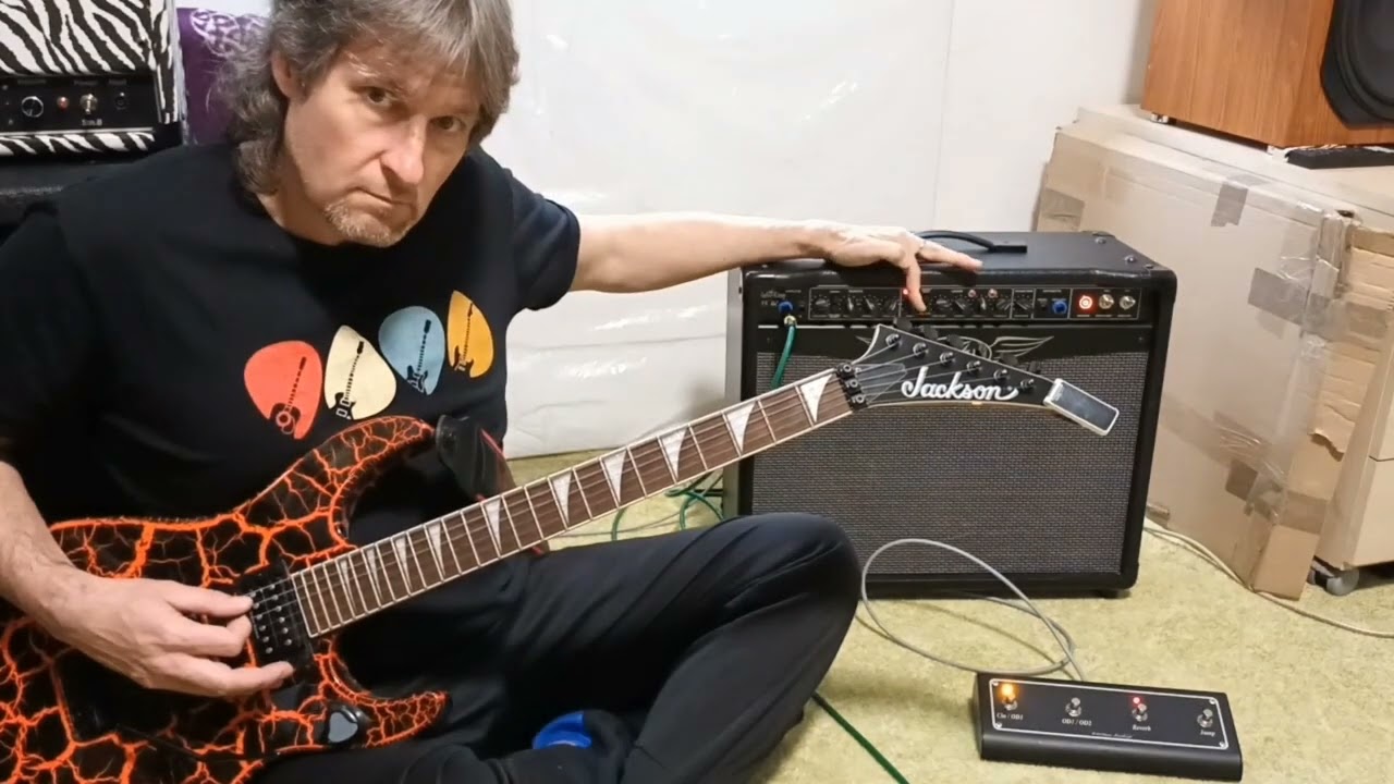 Peavey Valveking 112 improved by (www.kortanaudio.cz)