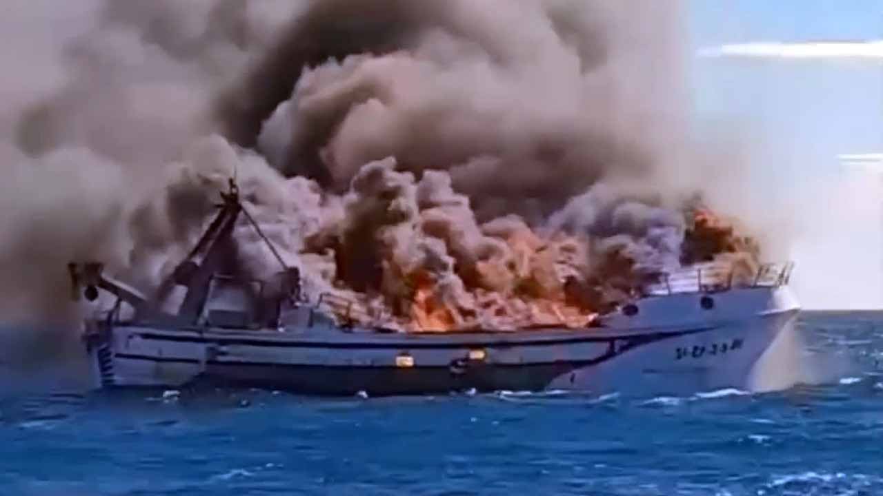 Boat Fails and Wins 2024