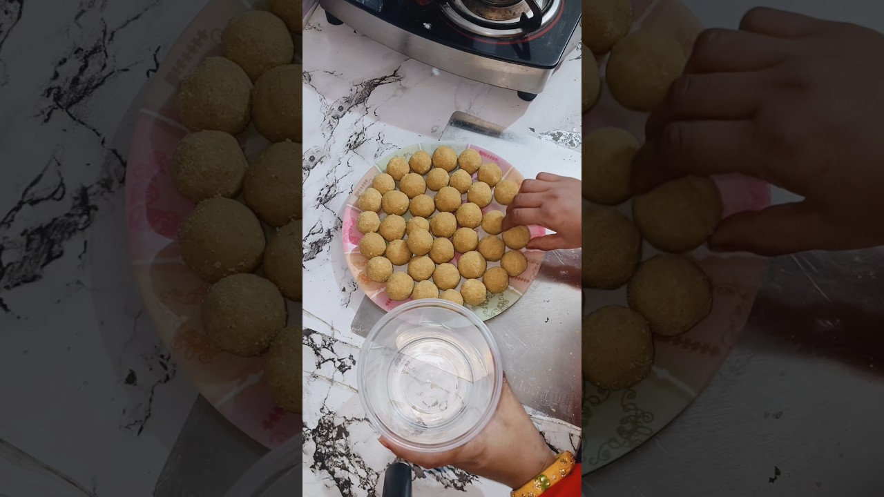 Besan ka laddu 