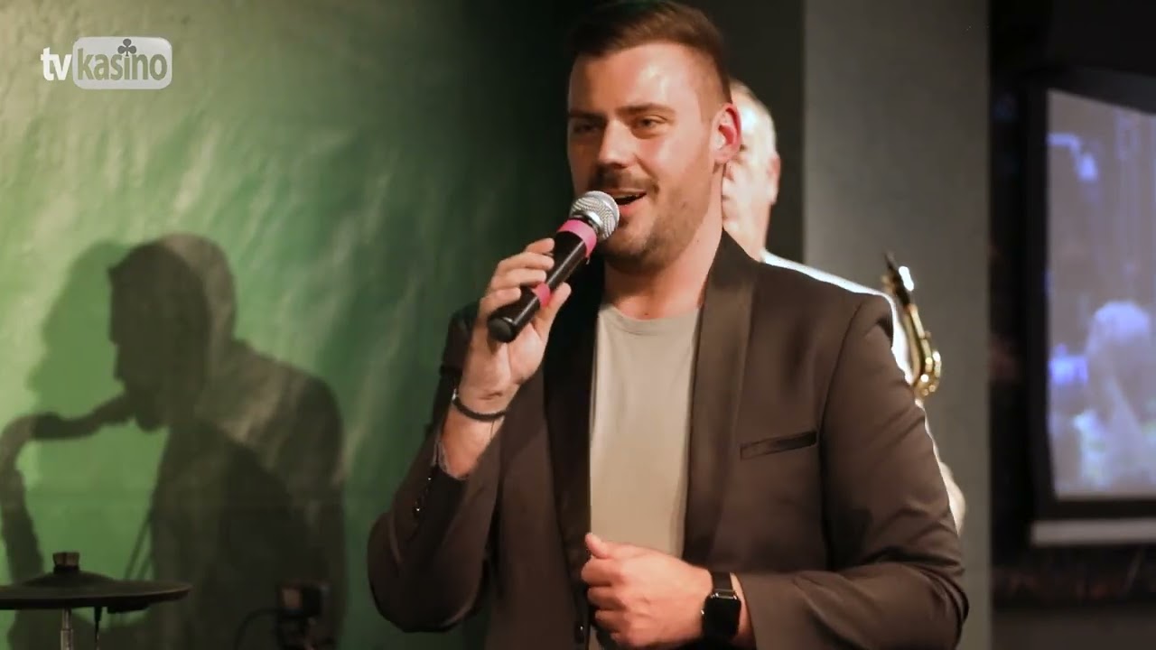 Enriko a Zuzka: Sedem červených ruží