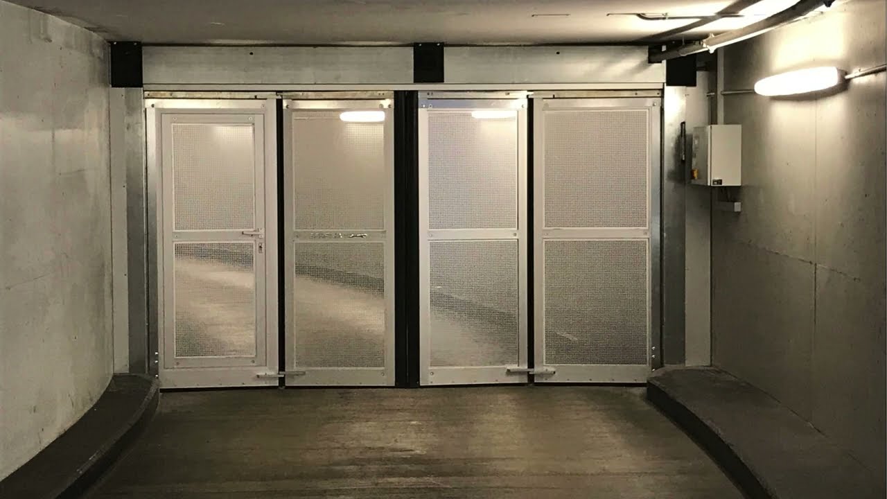 Torl&ouml;sungen f&uuml;r den Bereich Parken | EFAFLEX