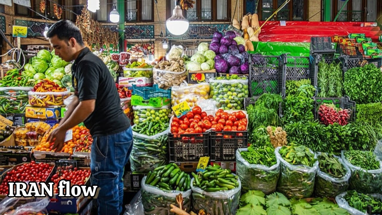  A Normal Day in Tajrish Bazaar | Real Life in Tehran