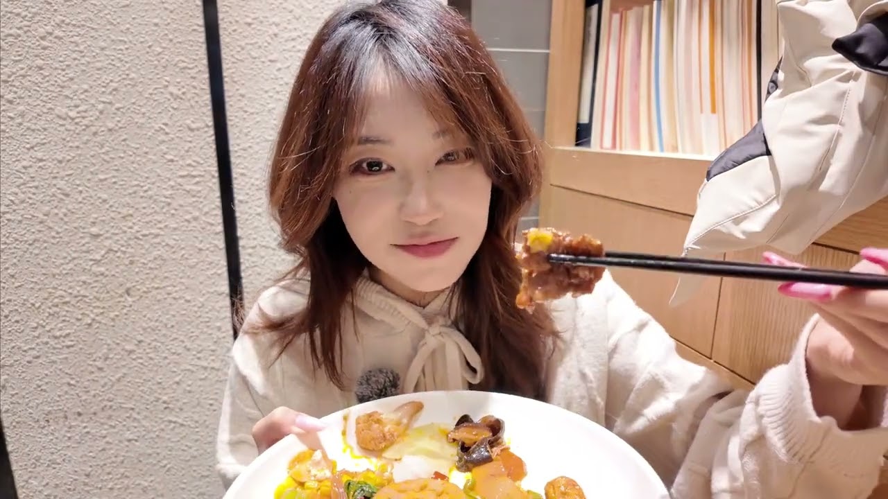 东北21元素食自助几十种菜品，素锅包肉素蛋糕素椰奶？ #美食探店 #自助餐 #素食 #美食vlog