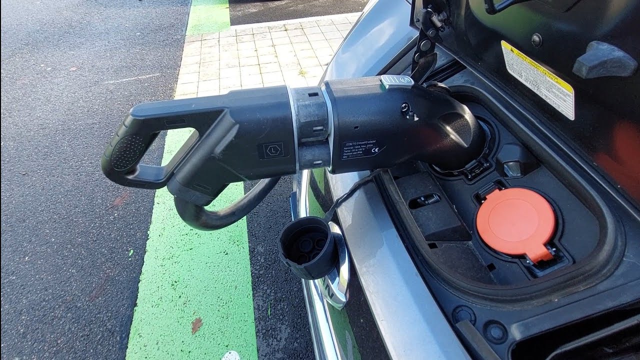Premi&egrave;re recharge avec l'adaptateur Electway CCS2 to CHAdeMO