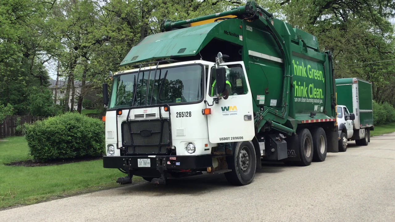 Trash Truck Fail! WM 265128 and 265121 on Trash