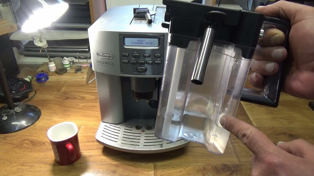 Delonghi Magnifica ESAM 3600 не делает капучино
