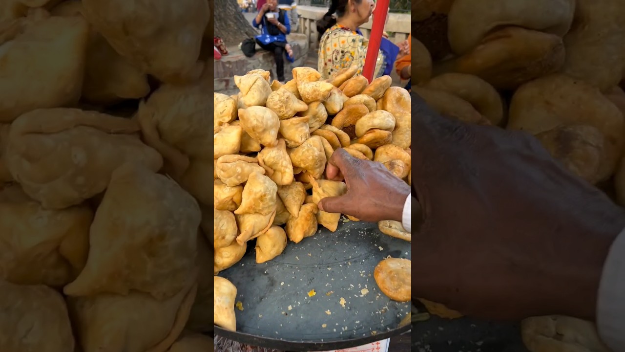 Indian Street Food - FRIED PASTRIES w/ CHICKPEA CURRY Samosa Chaat India