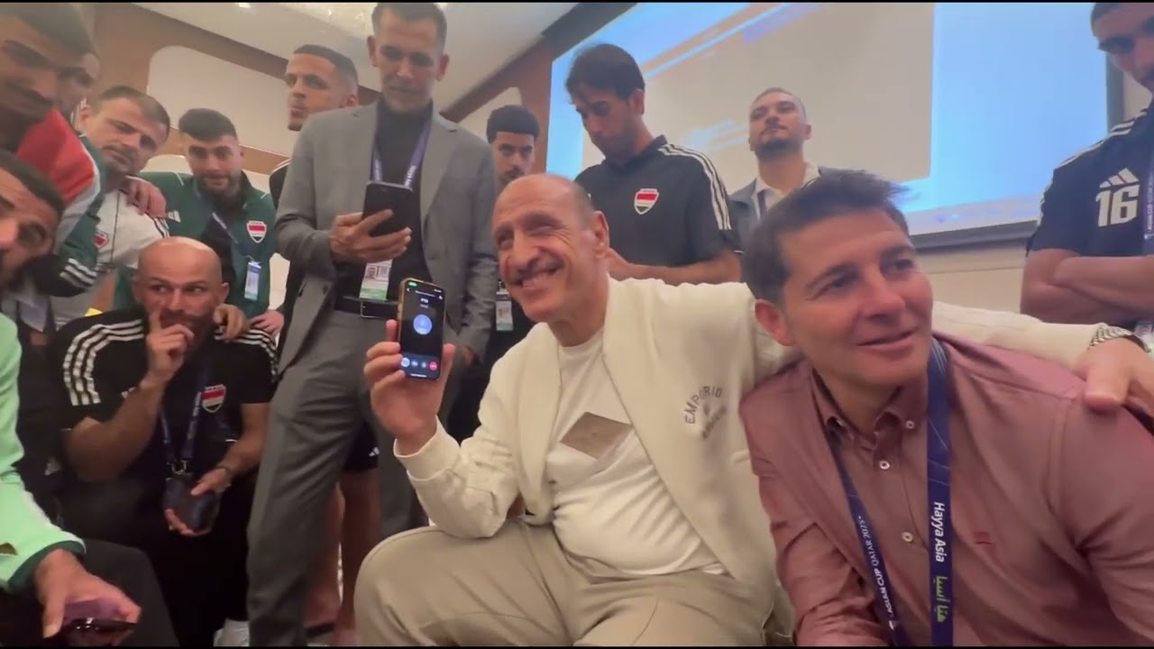 الاتصال الهاتفي الذي أجراه رئيس مجلس الوزراء ببعثة المنتخب الوطني بعد الفوز على منتخب اليابان