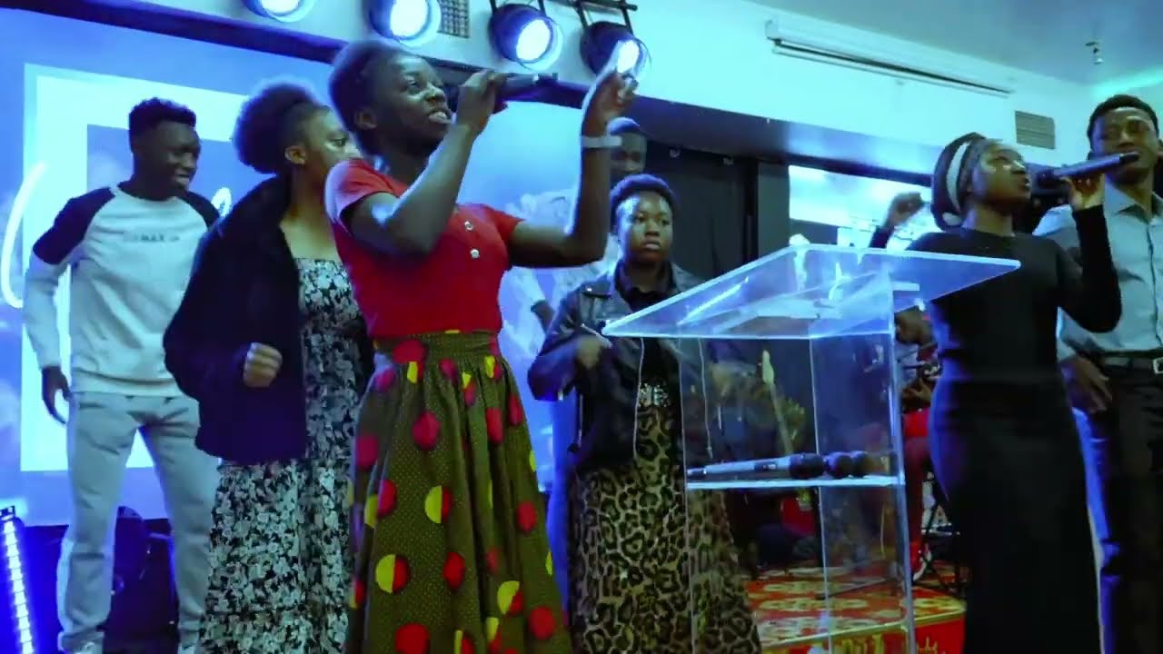 MWANAMKE MSAMALIA By Upendo Choir LPC