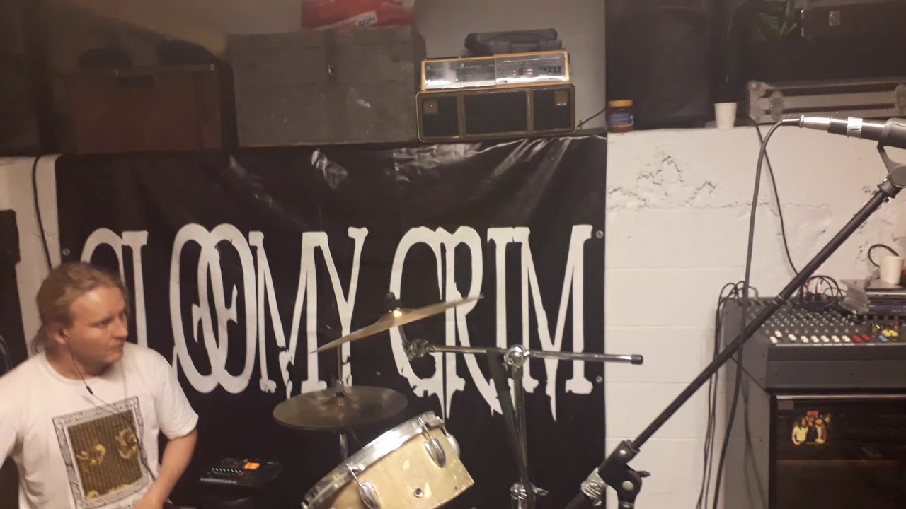 GLOOMY GRIM reheasals - Lucifers Hammer