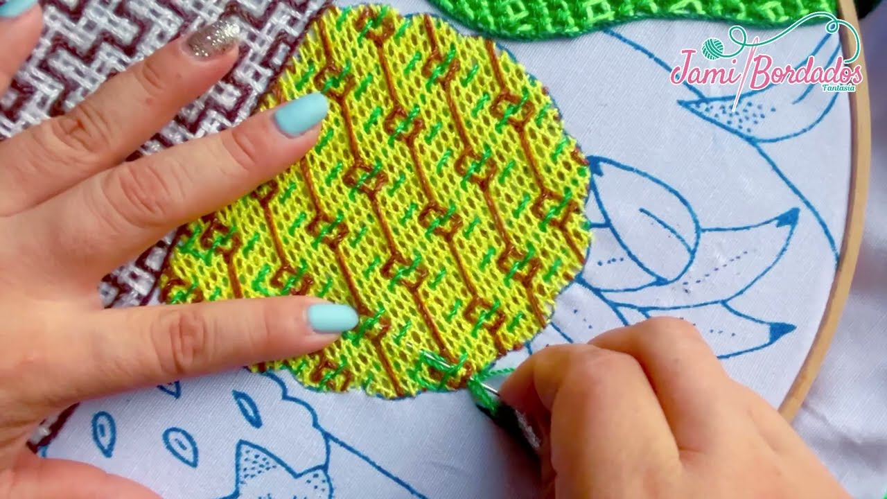 317. Bordado Fantasía Piña 16 / Hand Embroidery Pineapple 🍍 with Fantasy Stitch #tutorial