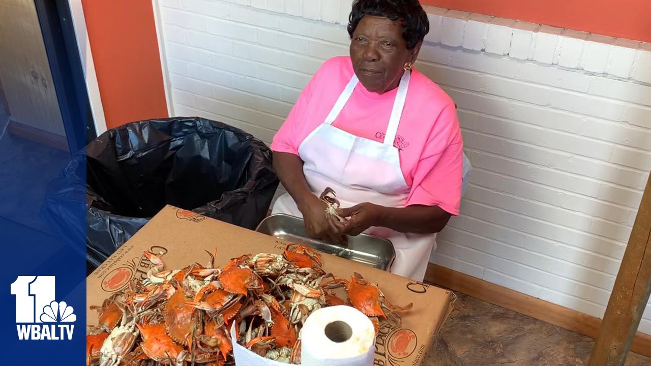 'Hurricane Hazel' shares crab-picking skills with next generation