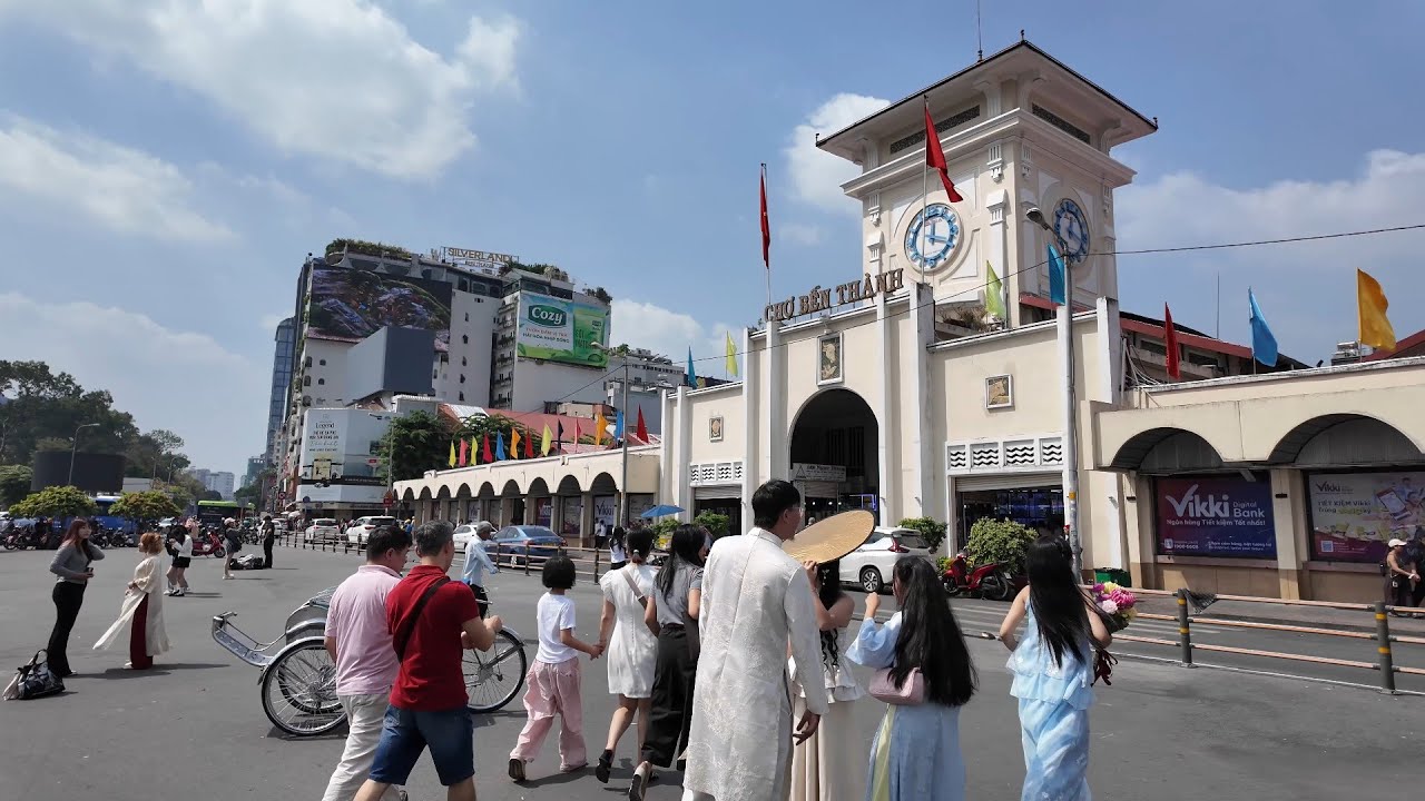 Как сесть на метро в Сайгоне: от Бен Тхань до торгового центра Vincom Mega Mall.