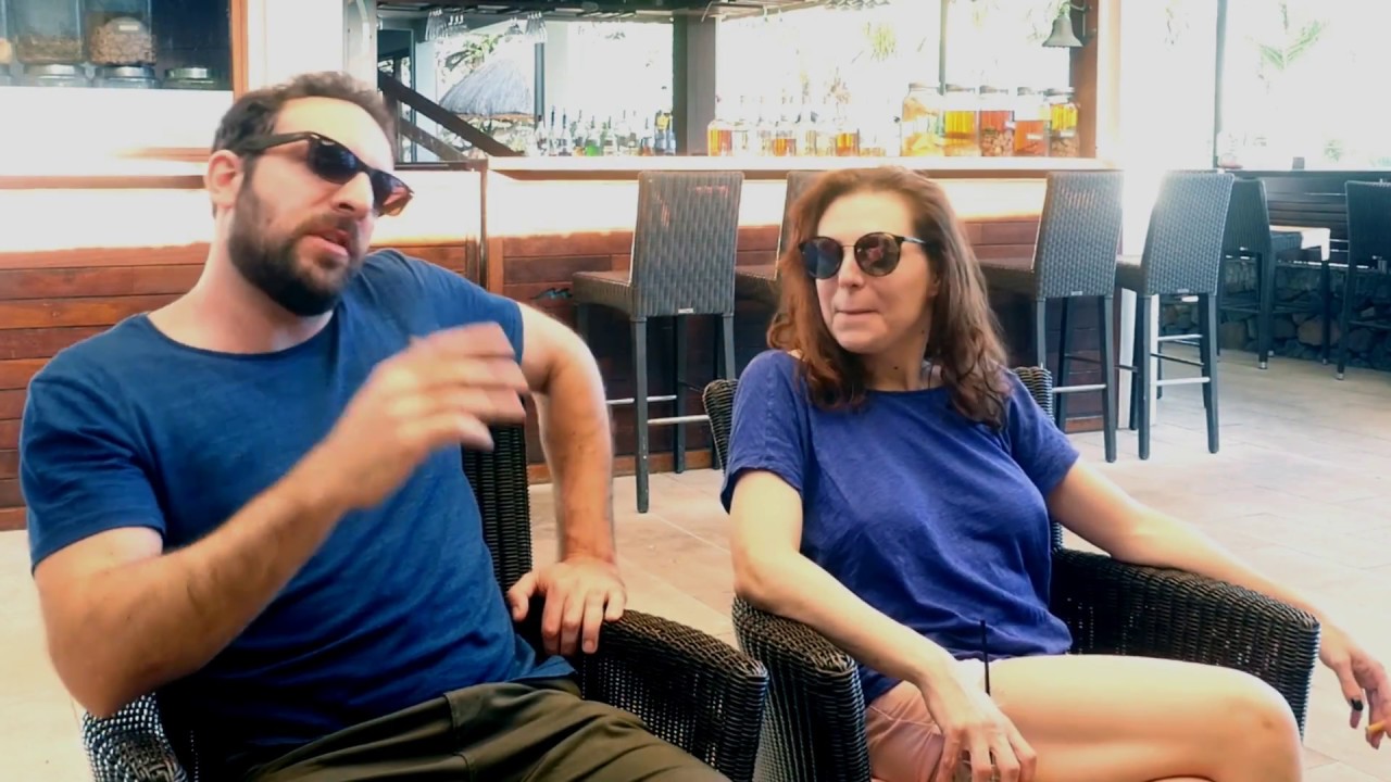 Scènes de Ménages à La Réunion - Emma & Fabien