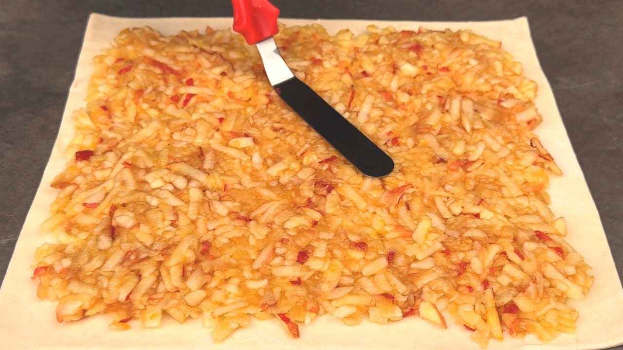 Wenn Sie Blätterteig und Äpfel haben, reiben Sie diese einfach und das Ergebnis ist in 10 Minuten
