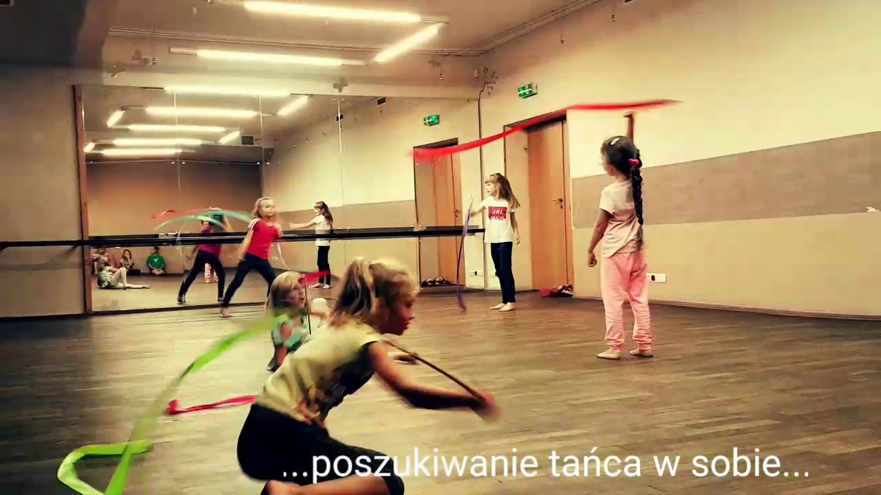 Zjęcia taniec wsp&oacute;łczesny - improwizacja- w OK Andaluzja- Katarzyna Bebiołka