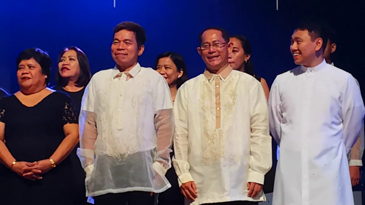 Father Arnel Aquino and the Himig Heswita #ginintuan concert