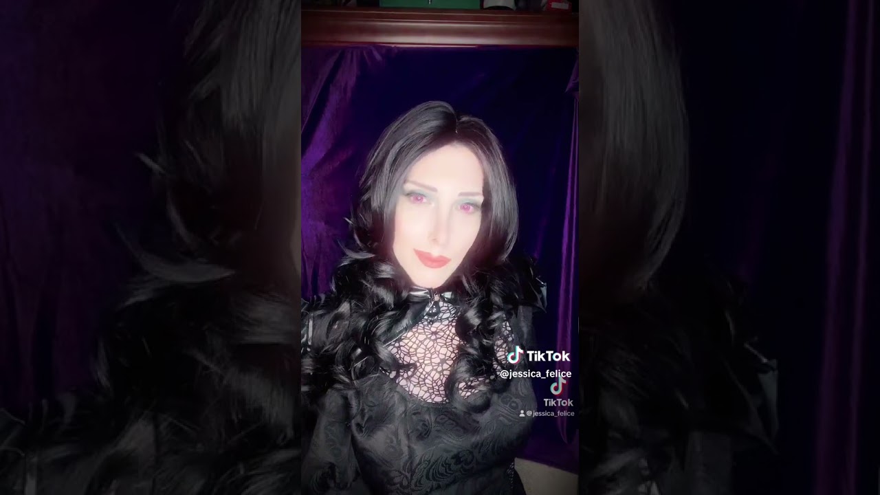 Jessica Felice 03 Witcher 