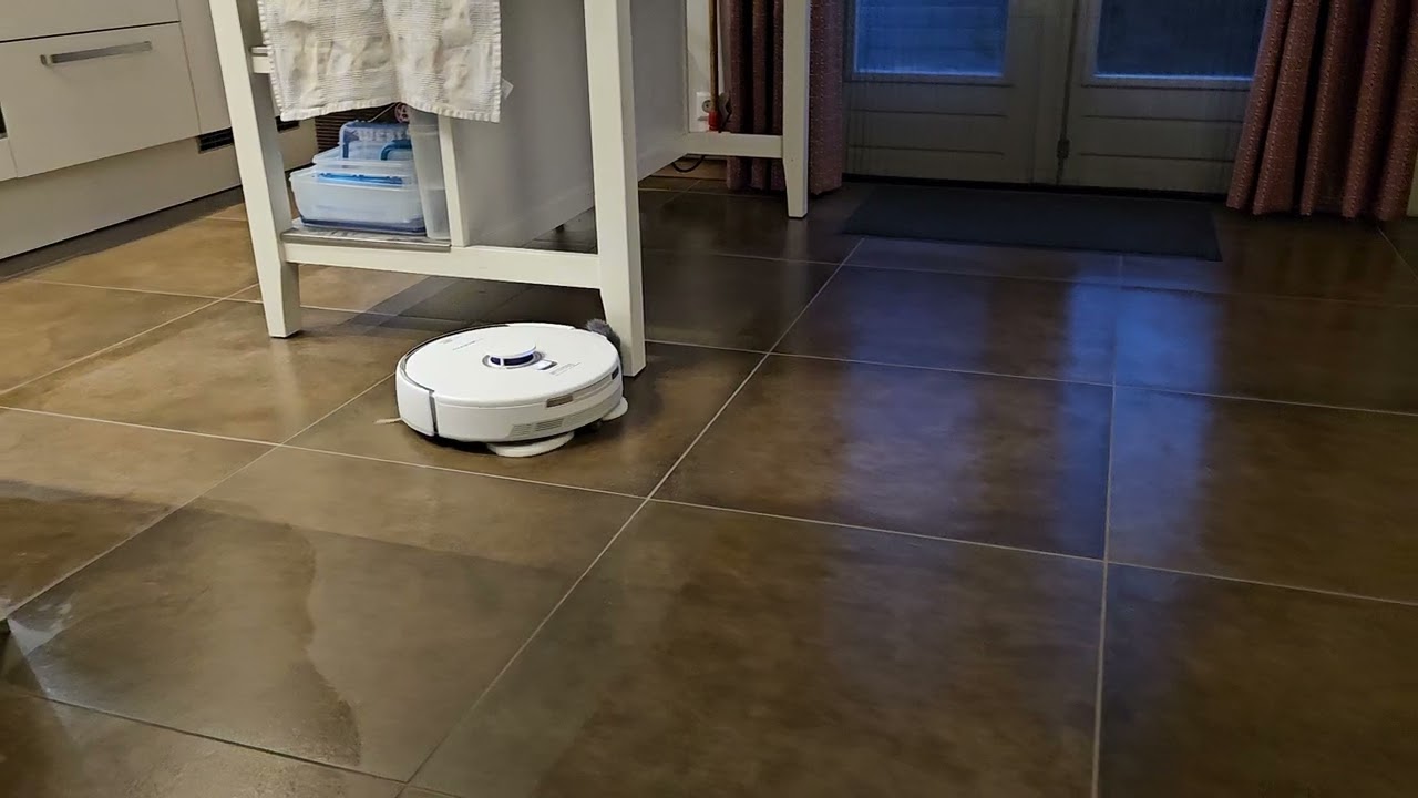 Narwal Freo Z Ultra vacuum and mop mode with 
