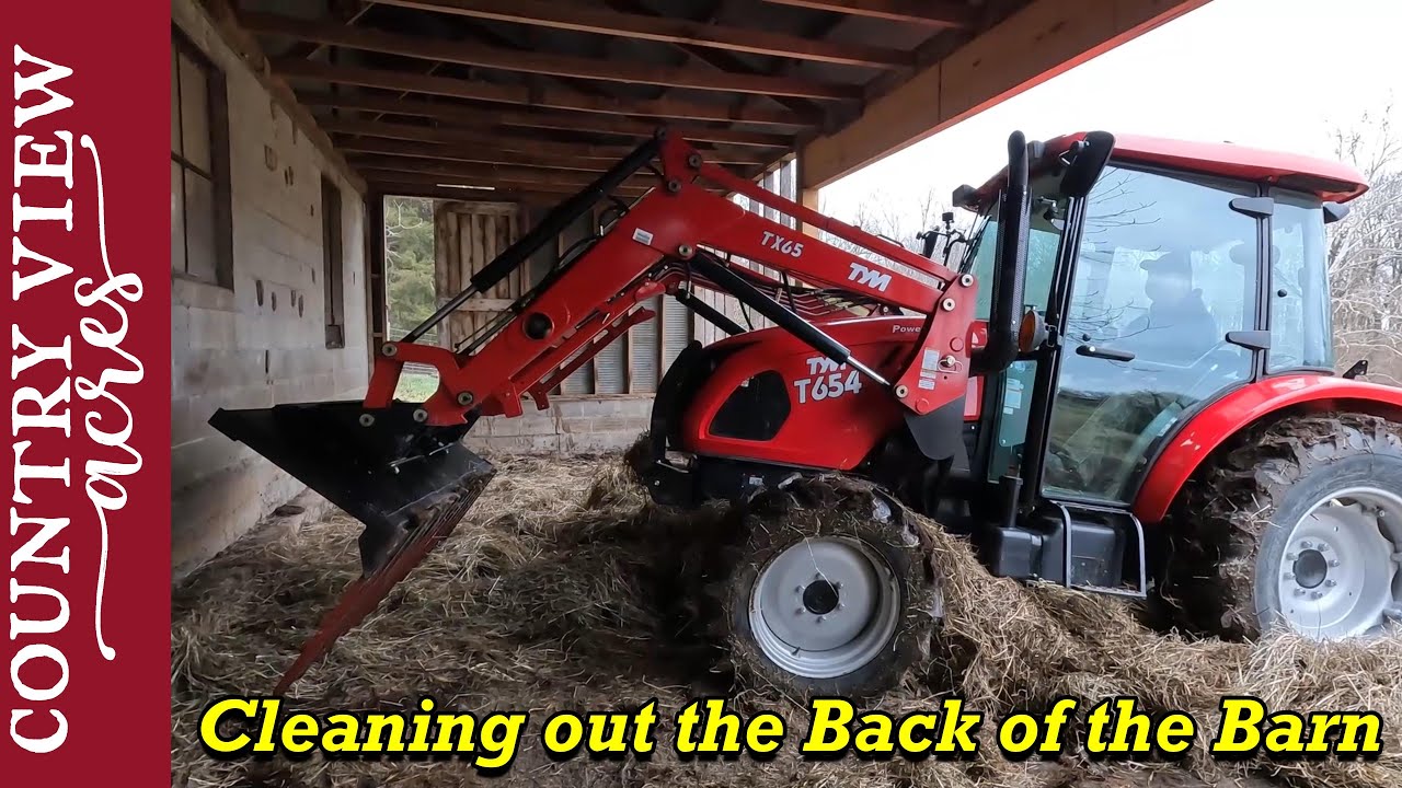 Cleaning up the Back of the Barn and setting up the Trailer and loading ramp for the pigs