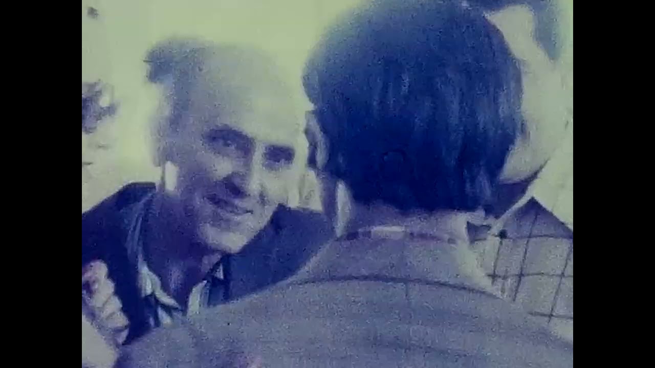 Histórico e Único - Os médiuns CHICO XAVIER e DIVALDO FRANCO, em 1976, se encontram em Uberaba, MG.