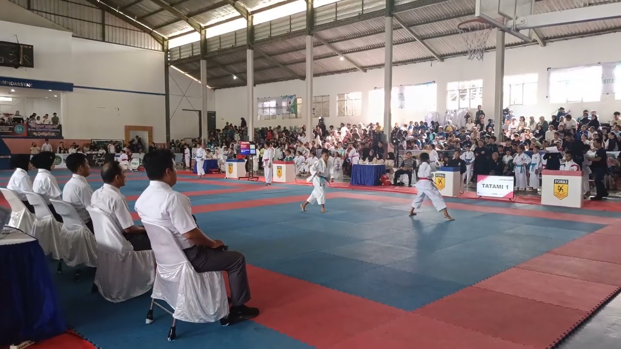 Kata Taikyoku Mawashi Uke Vs Heian Sandan Titip disini 2024 yang lalu
