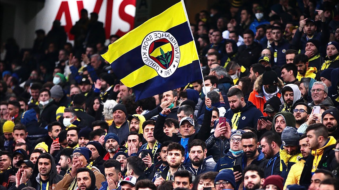 Fenerbahçe - Göztepe Saha içi / Dışı Tribünlerin ve taraftarın Hikayesi