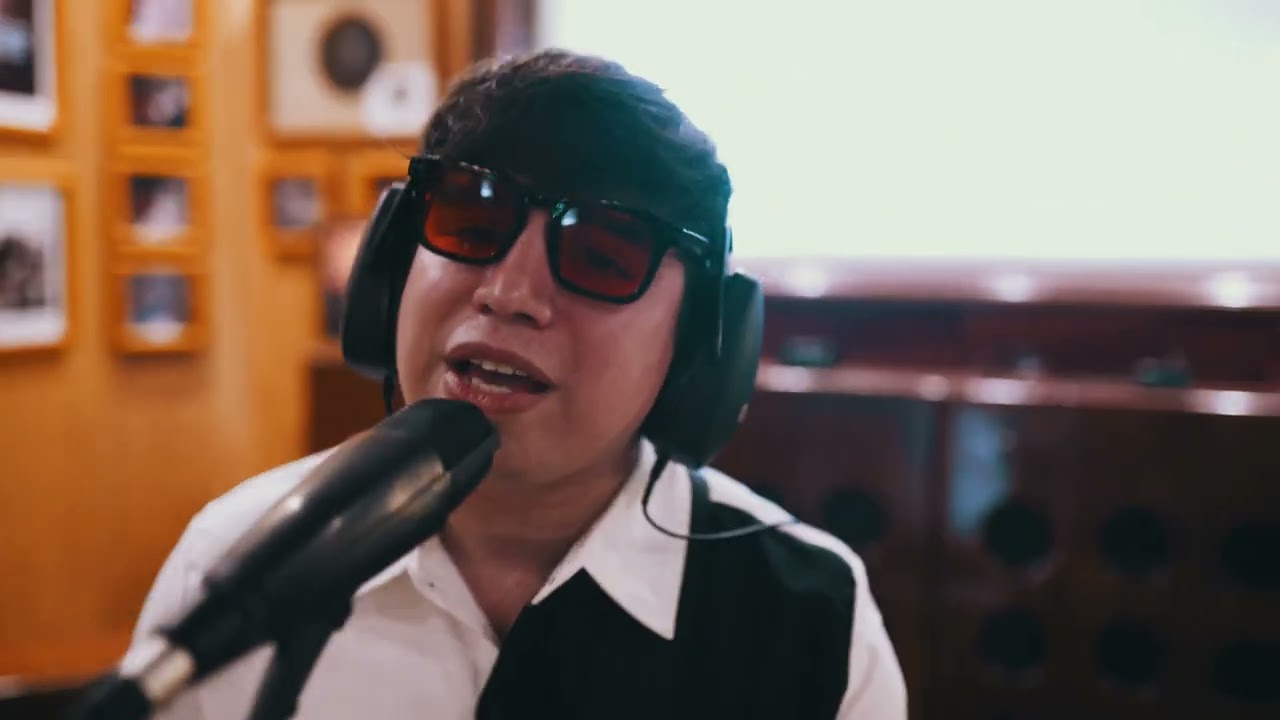 El Rebis - Julia (Videoclip Oficial)