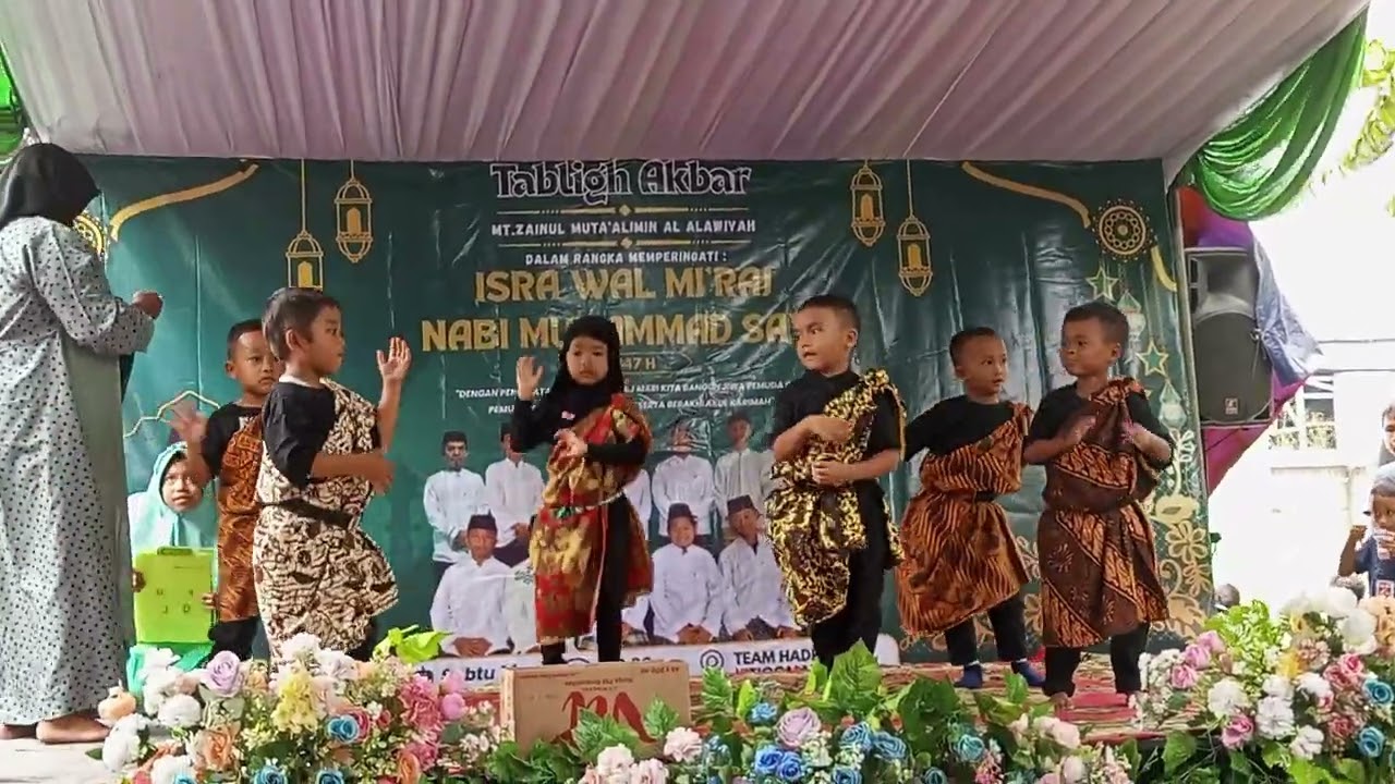 Tarian daerah sajojo paudQ al-alawiyah