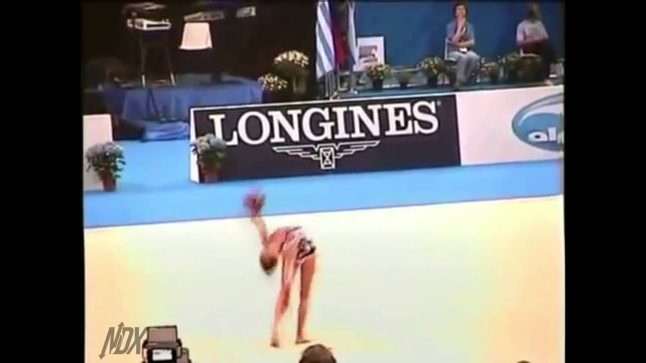 **MUST SEE** Rhythmic Gymnastics: Best Ball Routine Ever?