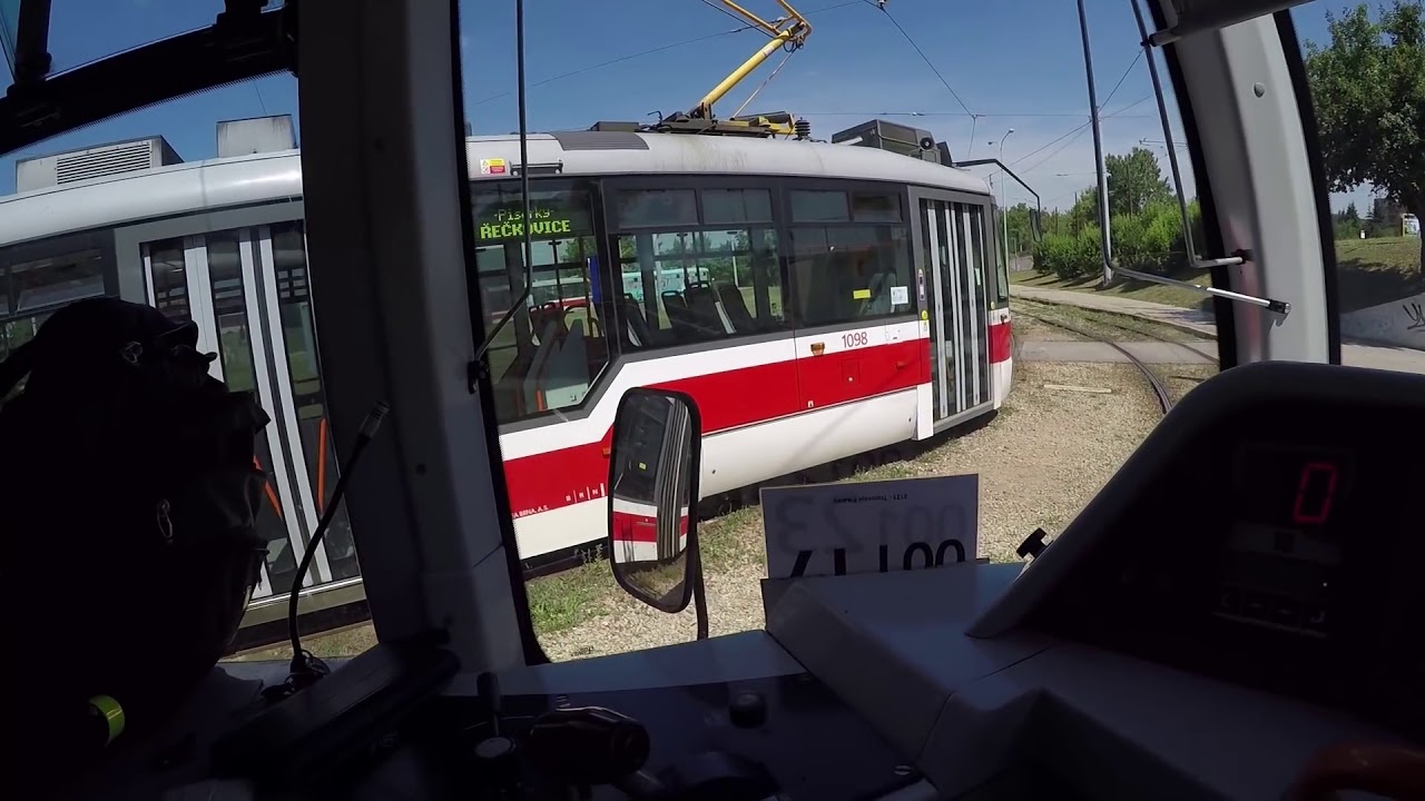 Čudlíky v tramvaji Vario LF2
