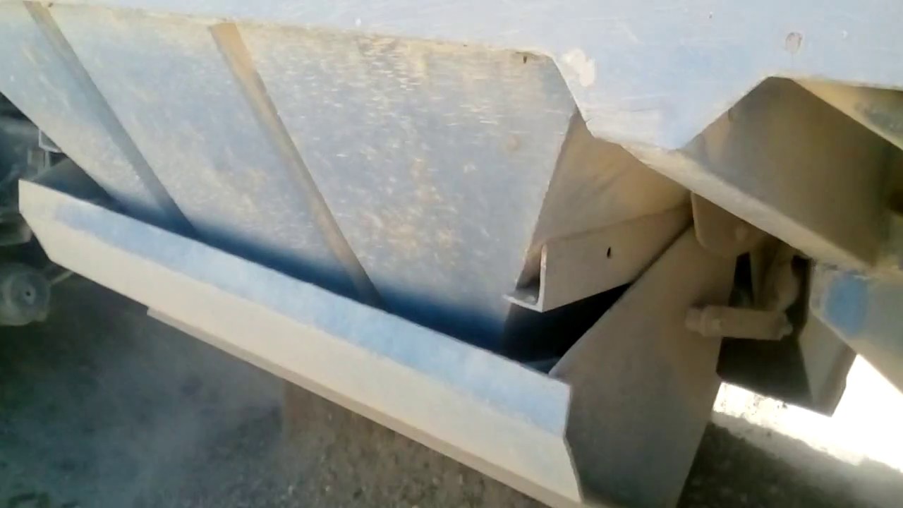 Loading and Spreading a 12 Yard Belly Dump