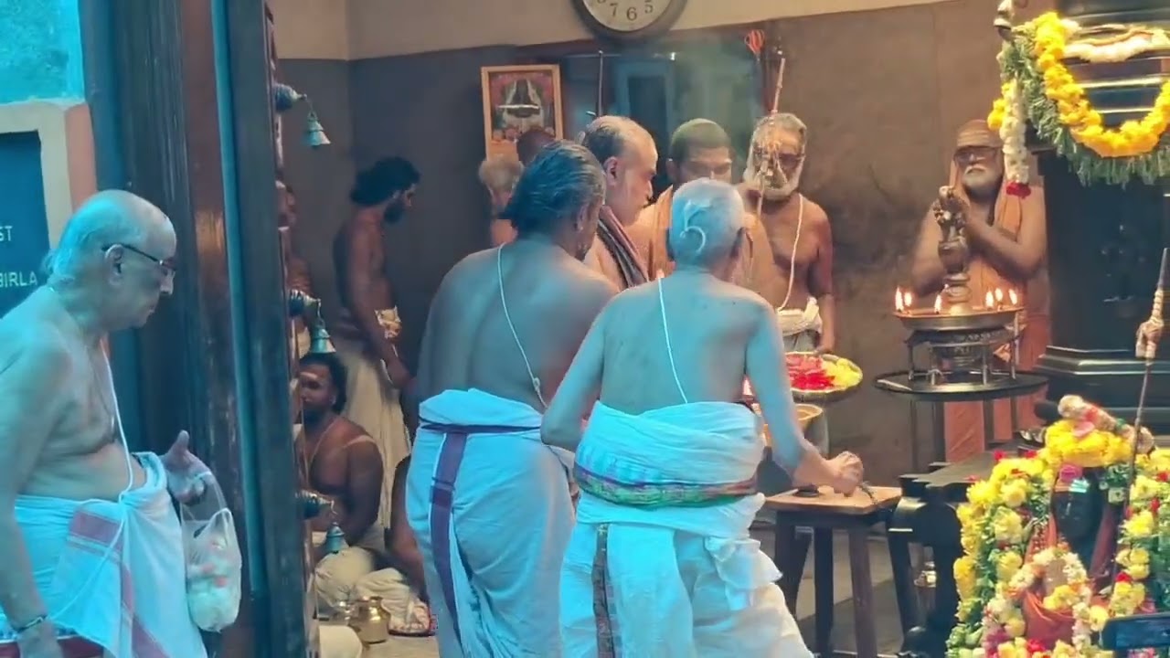 66th Acharya Sri Chandrasekarendra Saraswathi Swamigal Aradhanai today..Kalavai Periyava Aradhanai