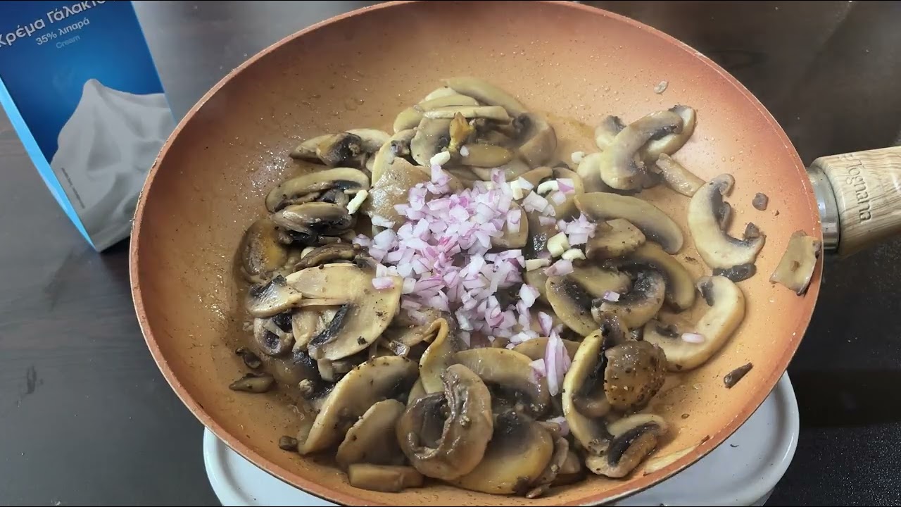 🍄 «Κρεμώδη Μανιτάρια στο Τηγάνι με Μοτσαρέλα – Θα τα Φτιάχνεις Συχνά!»