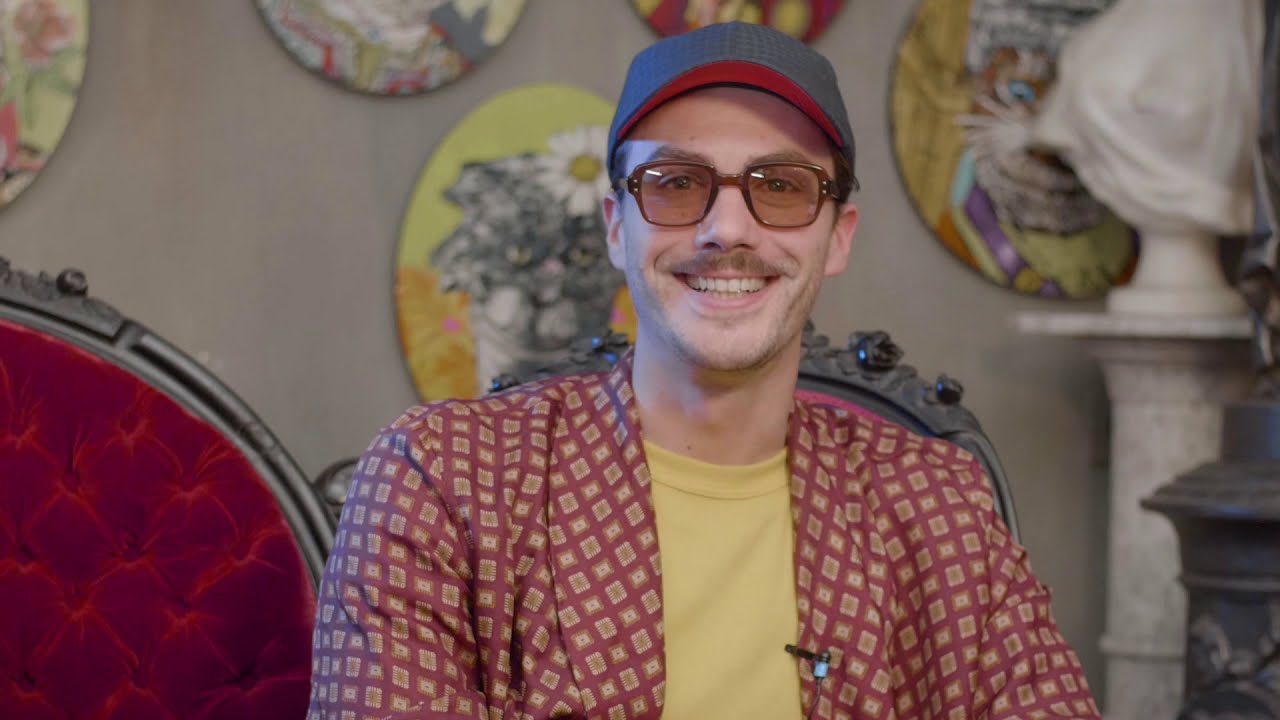 L'histoire qui se cache derrière le t-shirt - V.I.R.A.L. Episode 3