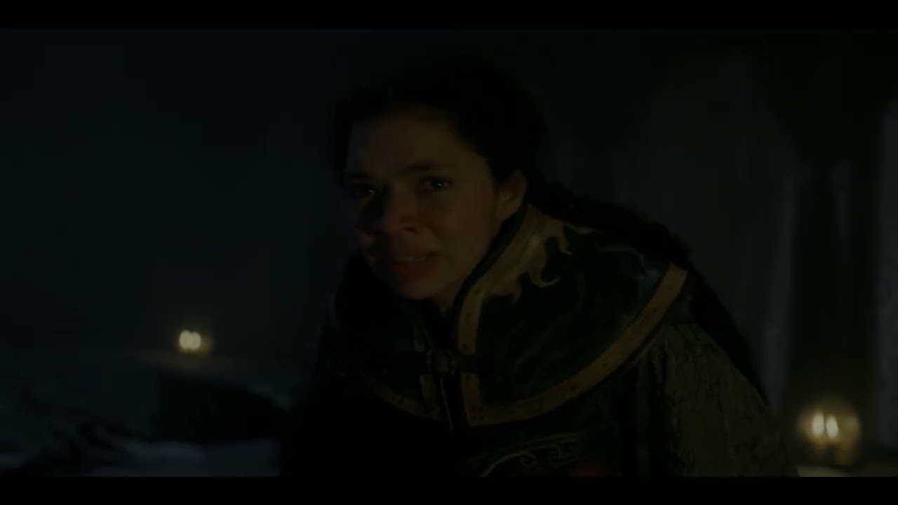 Aerion Brightflame attacks Tanselle at the puppet show AKOTSK S01E03