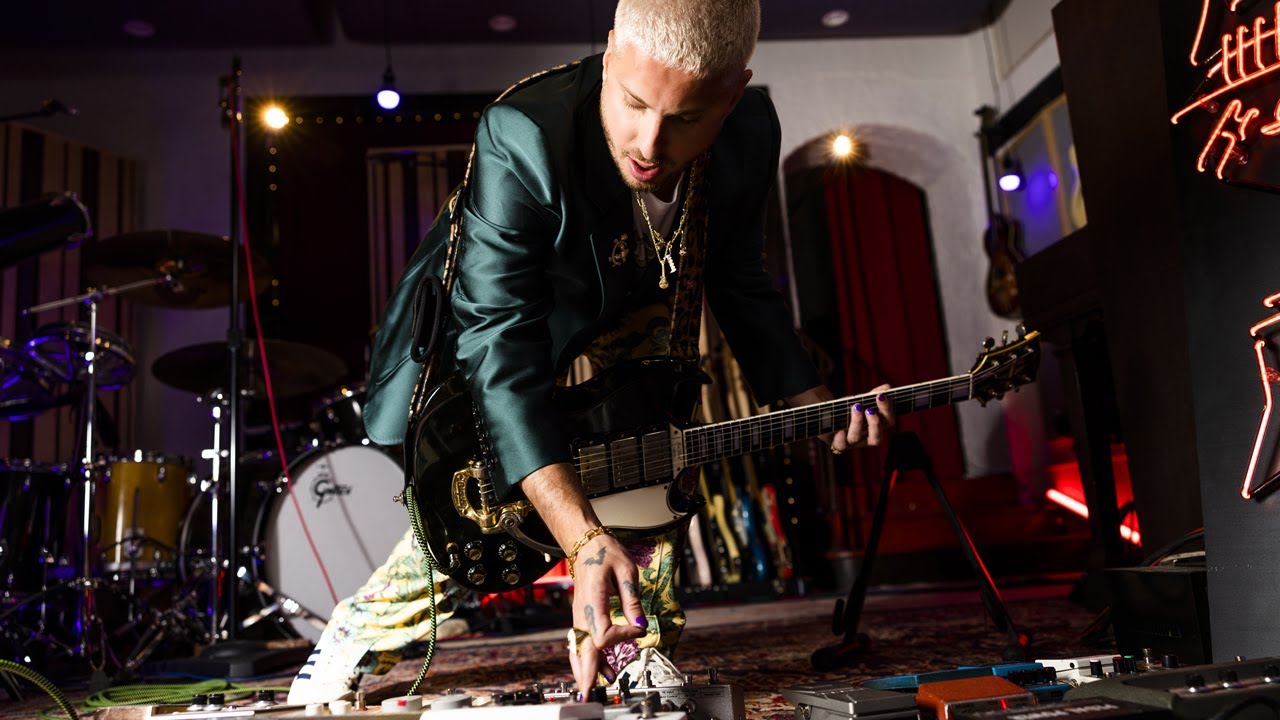 Creating Without Boundaries and Exploring Guitar Tones with Producer & Guitarist Andrew Watt