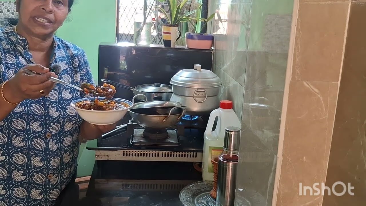 ഉച്ചക്ക് ഉള്ള ഒരു കുഞ്ഞു വിശേഷം ഒരു അച്ചാർ ഉണ്ടാക്കിയ കഥ 🤣🤣🤣🤣#fypシ゚viral 
