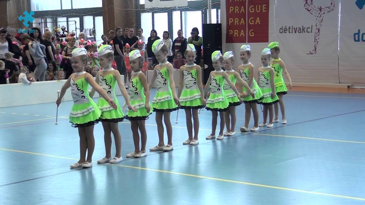 2016 04 03 / Děti v akci / 44 / Mažoretky DDM Jemnice Sluníčka