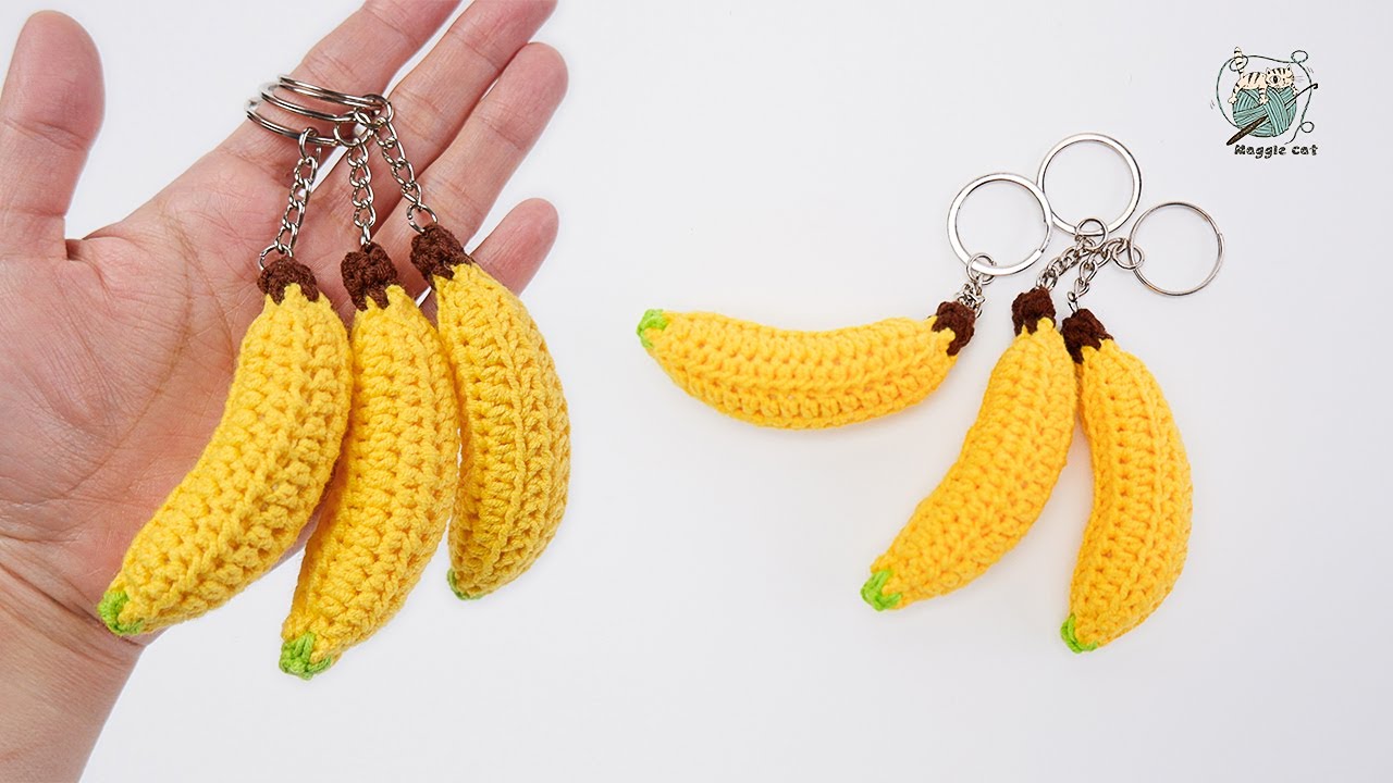 #crochet  banana 鉤針編織香蕉包包小挂件，自然熟透的香蕉好像像掛在樹上的蜜罐呀，快動手一起DIY～讓我們永不“蕉”慮