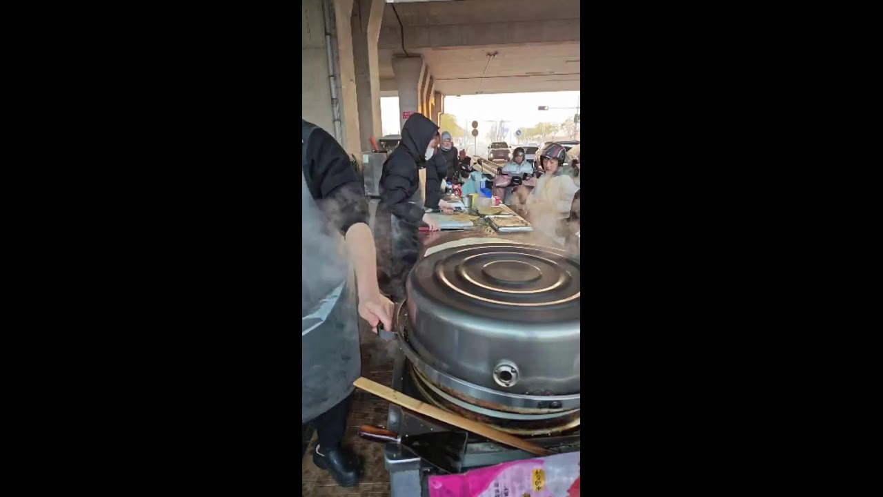 The Street Food Hub – Delicious Food Moments