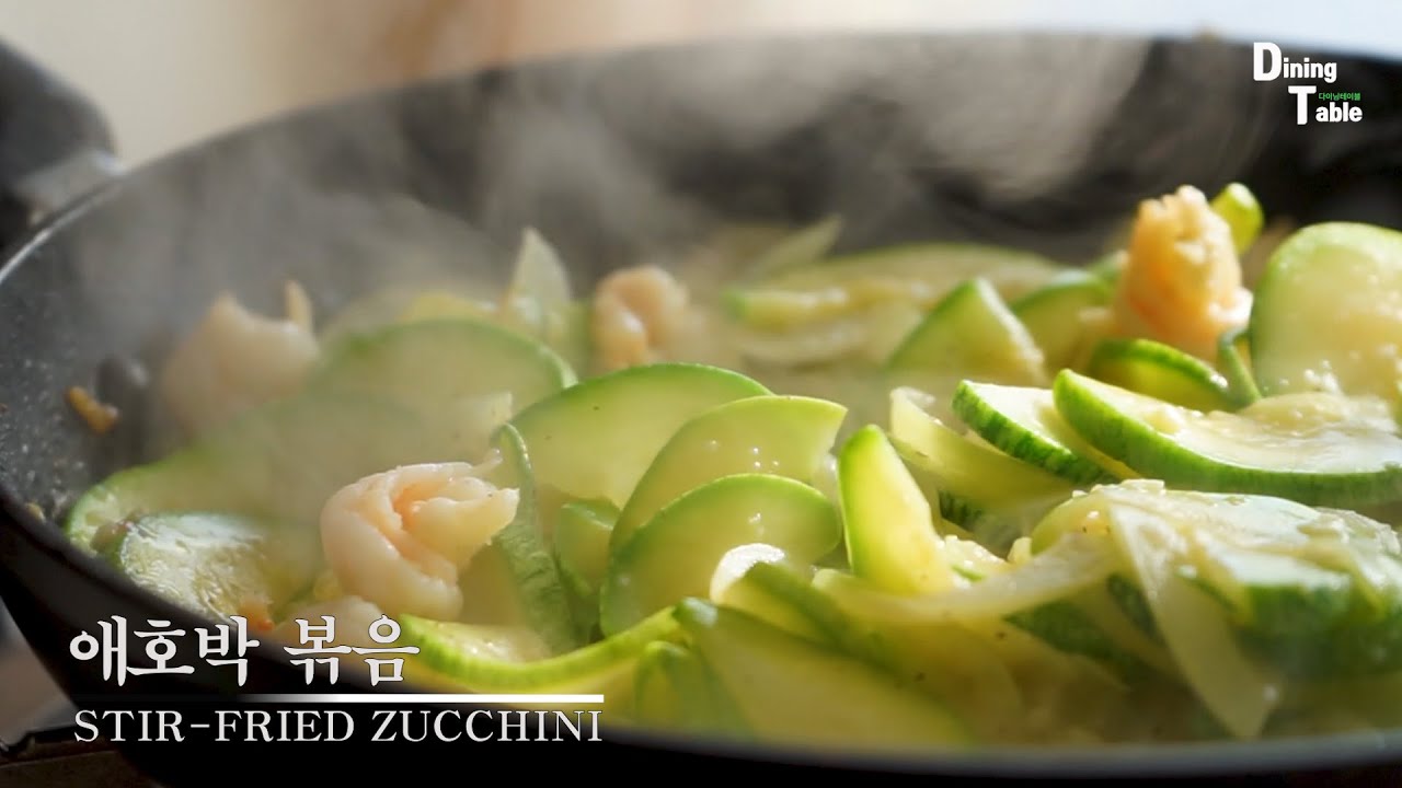 SUB) 애호박 볶음, 당분간 이것만 먹을것 같습니다. Aehobak Bokkeum / How to make Stir-fried Zucchini