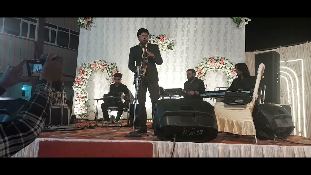 Jhilmil jhilmil sitaro ka aangan hoga ...sara rythms musical group 