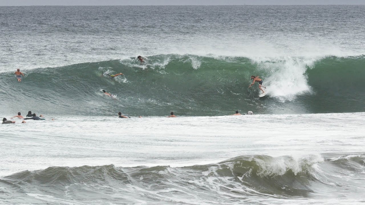 When Average Joes Taking Above Average Wave - Keramas